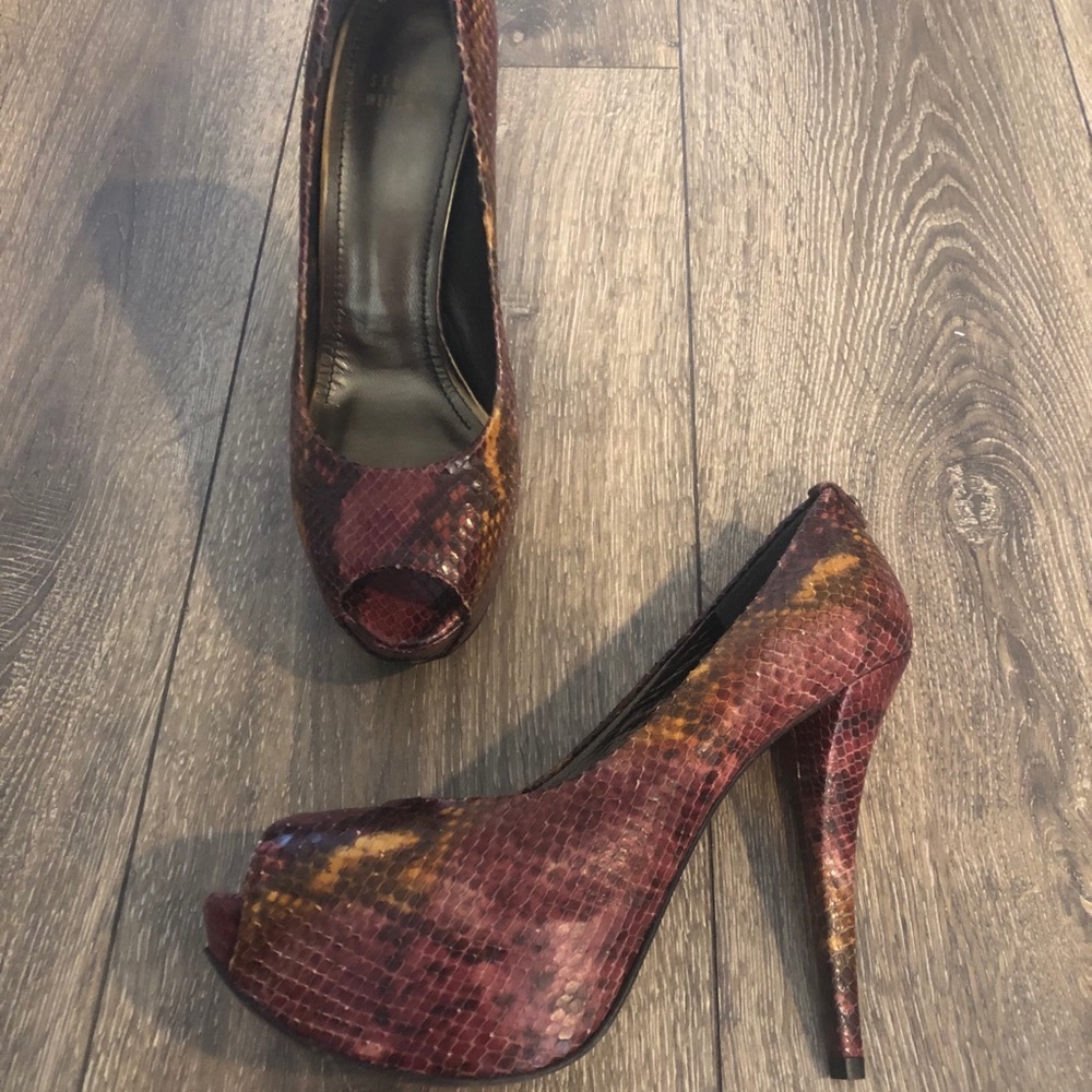 Stuart Weitzman Snakeskin Stiletto - image 2